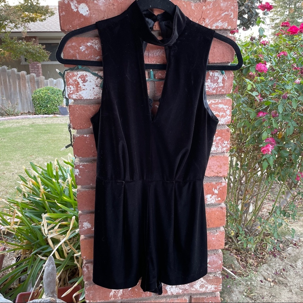 TOP SHOP Petite Black Velvet Lace Playsuit (Romper)